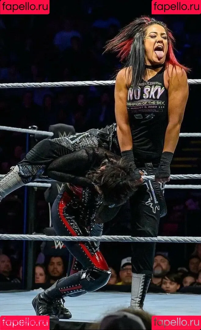 Bayley / Pamela Rose Martinez / bayley.r / https: / itsmebayley Onlyfans Photo Gallery 