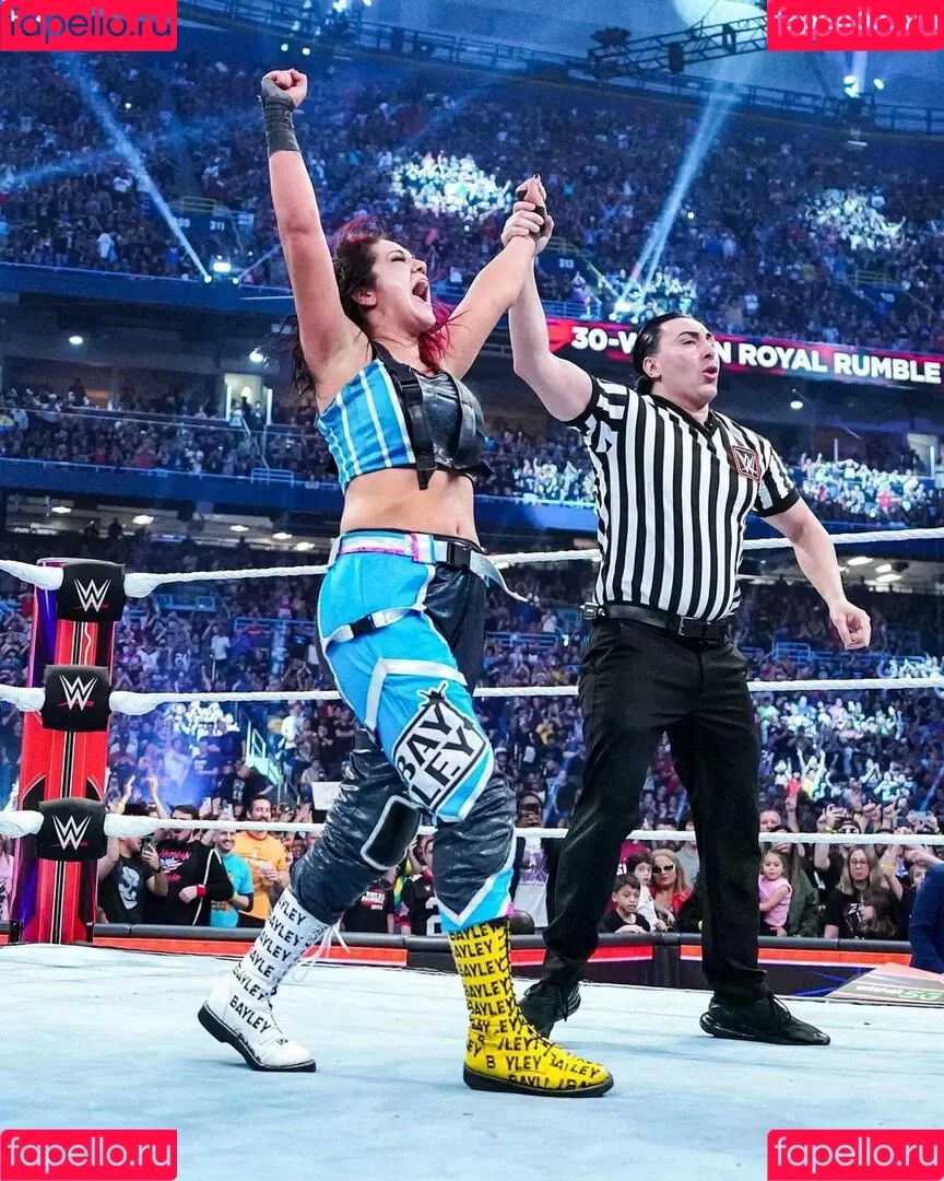 Bayley / Pamela Rose Martinez / bayley.r / https: / itsmebayley Onlyfans Photo Gallery 