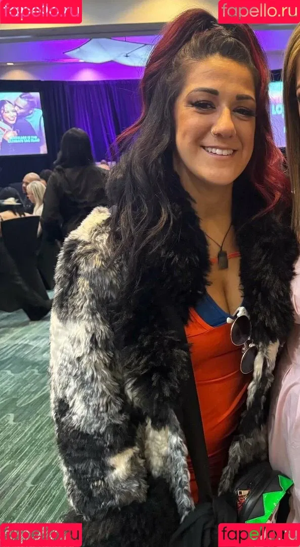 Bayley / Pamela Rose Martinez / bayley.r / https: / itsmebayley Onlyfans Photo Gallery 