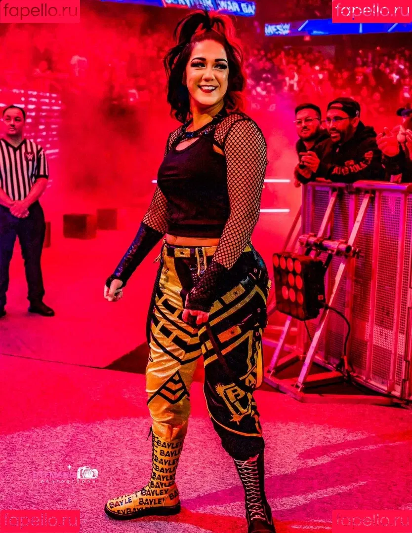 Bayley / Pamela Rose Martinez / bayley.r / https: / itsmebayley Onlyfans Photo Gallery 