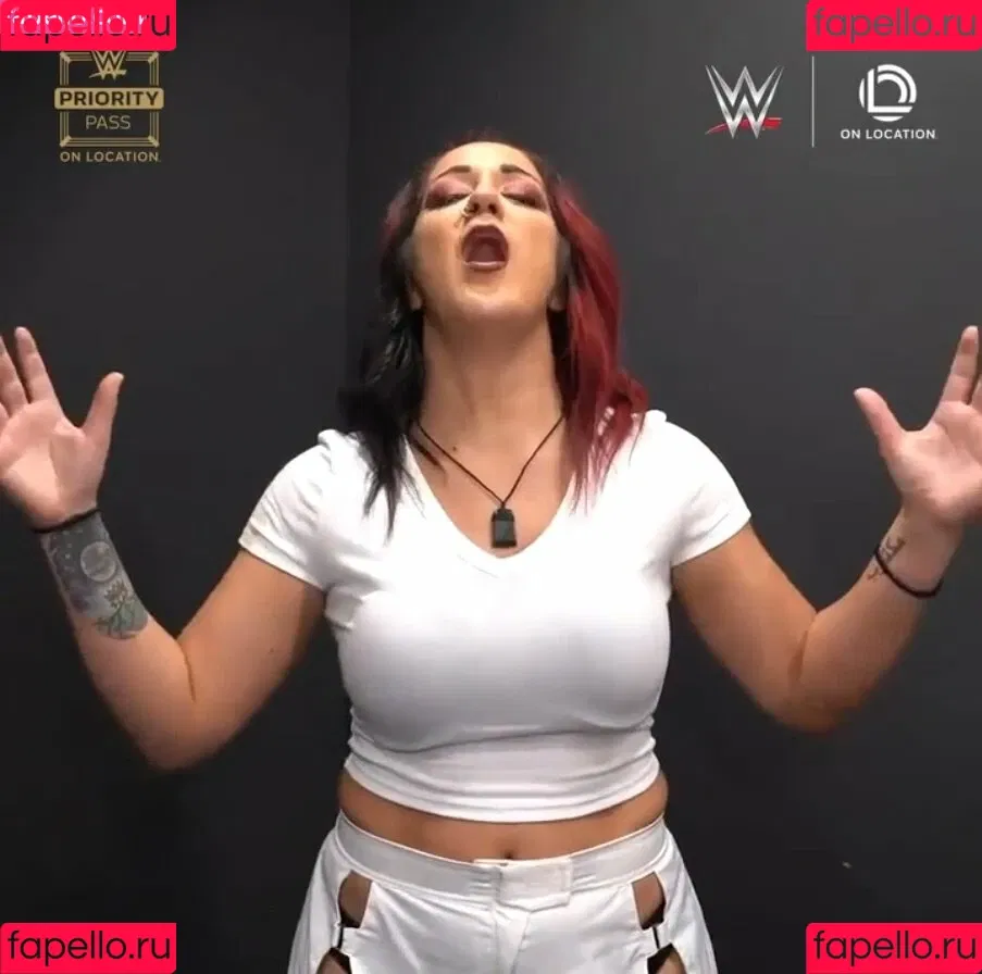 Bayley / Pamela Rose Martinez / bayley.r / https: / itsmebayley Onlyfans Photo Gallery 