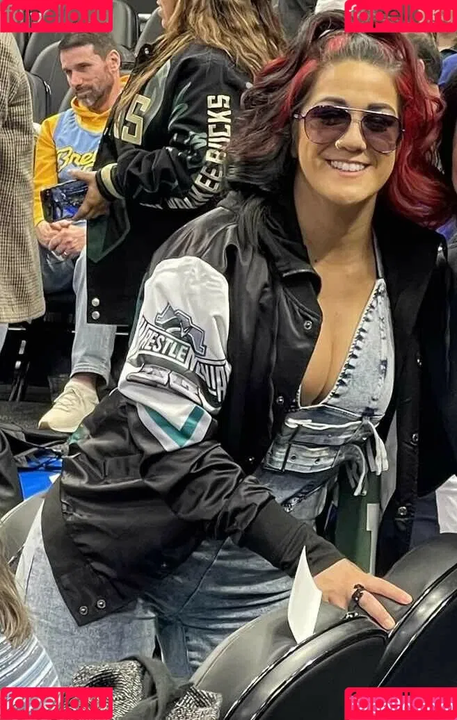 Bayley / Pamela Rose Martinez / bayley.r / https: / itsmebayley Onlyfans Photo Gallery 