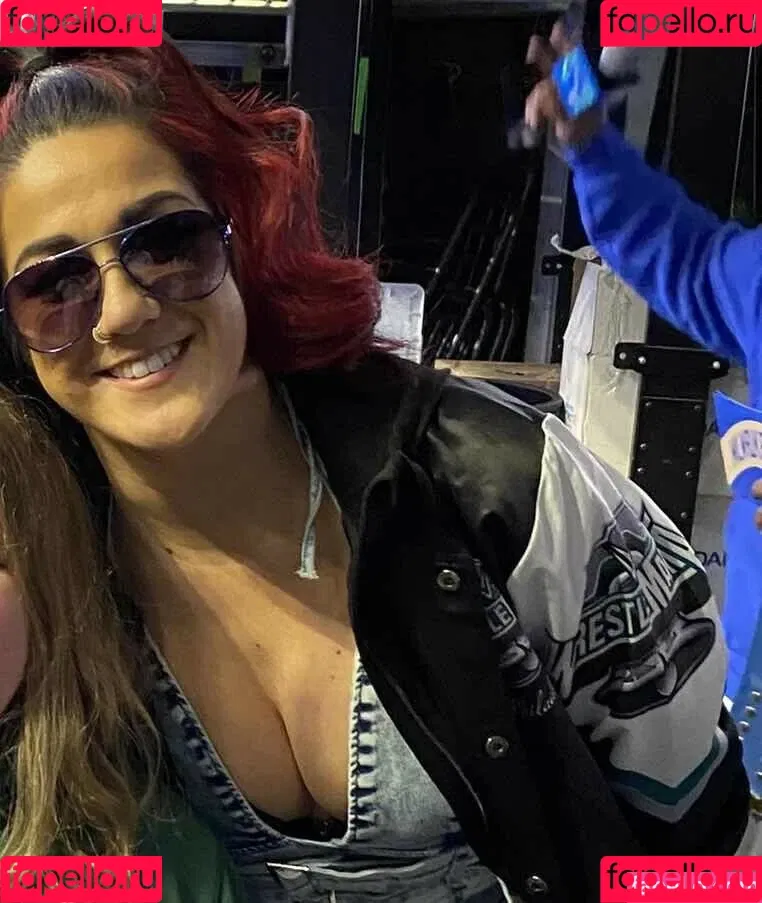 Bayley / Pamela Rose Martinez / bayley.r / https: / itsmebayley Onlyfans Photo Gallery 