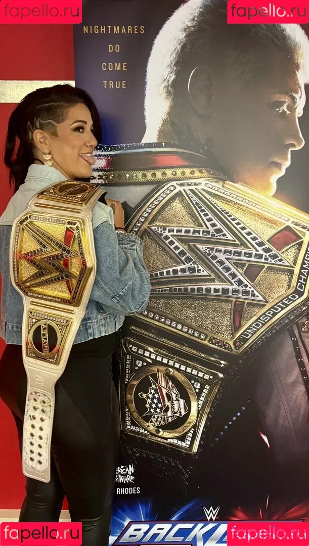 Bayley / Pamela Rose Martinez / bayley.r / https: / itsmebayley Onlyfans Photo Gallery 