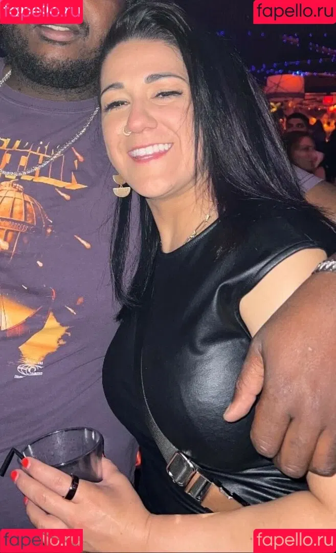 Bayley / Pamela Rose Martinez / bayley.r / https: / itsmebayley Onlyfans Photo Gallery 