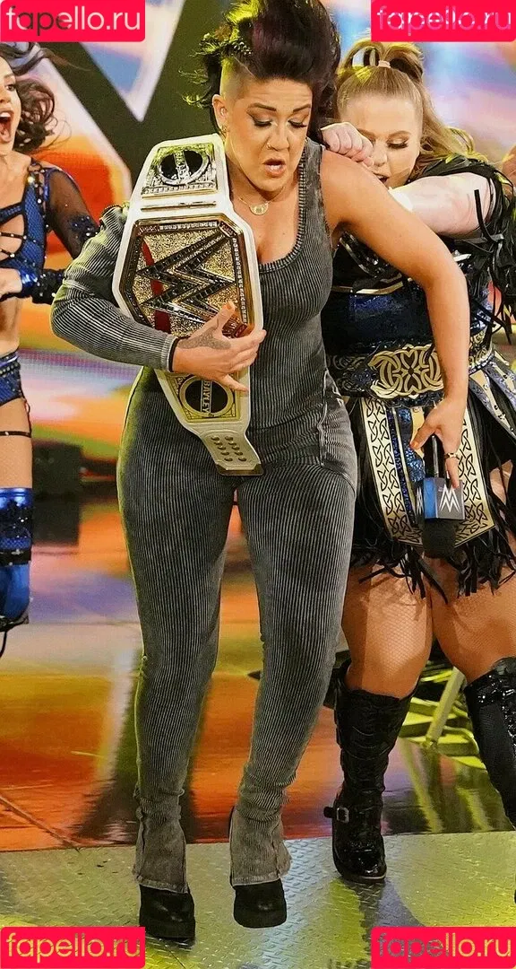 Bayley / Pamela Rose Martinez / bayley.r / https: / itsmebayley Onlyfans Photo Gallery 