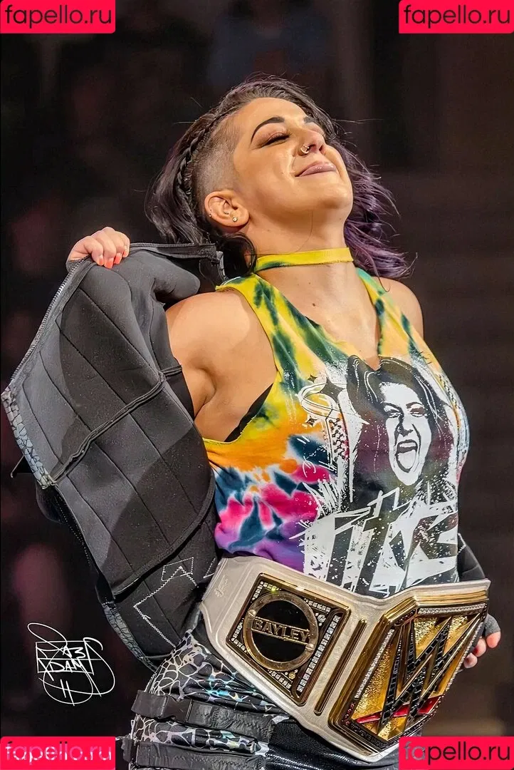 Bayley / Pamela Rose Martinez / bayley.r / https: / itsmebayley Onlyfans Photo Gallery 
