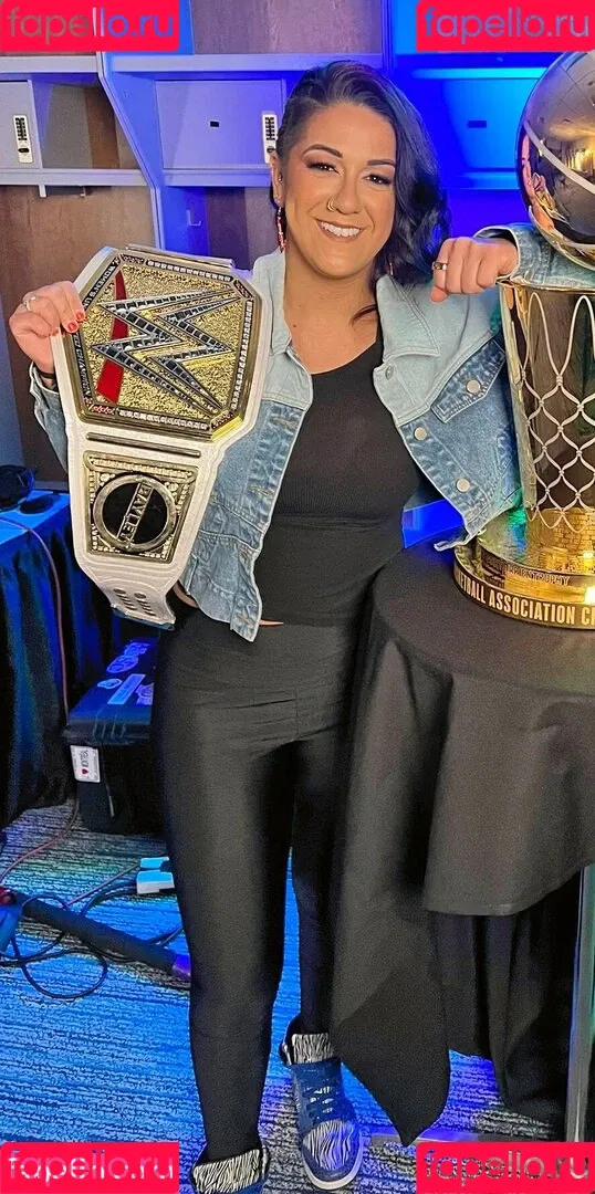 Bayley / Pamela Rose Martinez / bayley.r / https: / itsmebayley Onlyfans Photo Gallery 