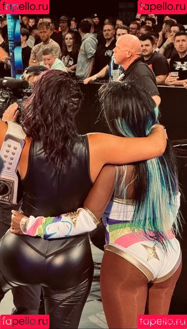 Bayley / Pamela Rose Martinez / bayley.r / https: / itsmebayley Onlyfans Photo Gallery 
