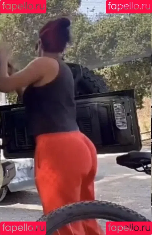 Bayley / Pamela Rose Martinez / bayley.r / https: / itsmebayley Onlyfans Photo Gallery 