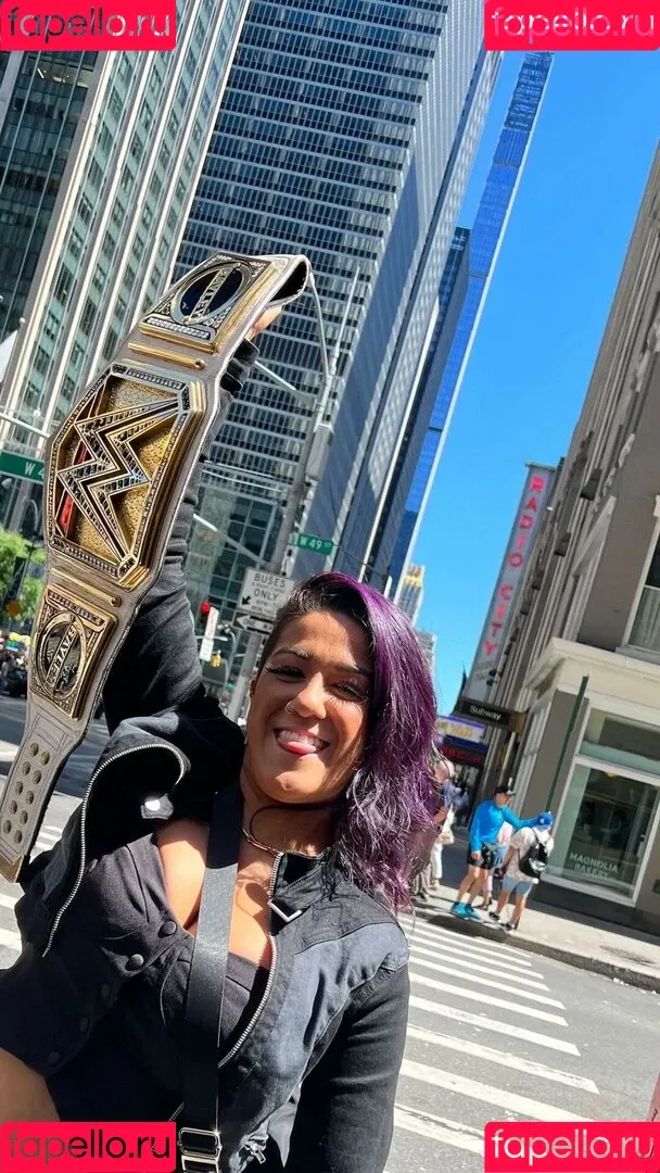 Bayley / Pamela Rose Martinez / bayley.r / https: / itsmebayley Onlyfans Photo Gallery 