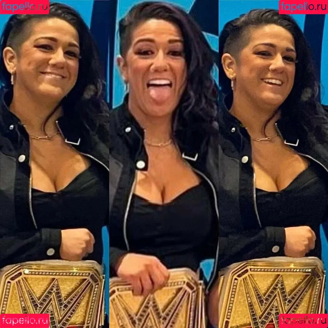 Bayley / Pamela Rose Martinez / bayley.r / https: / itsmebayley Onlyfans Photo Gallery 