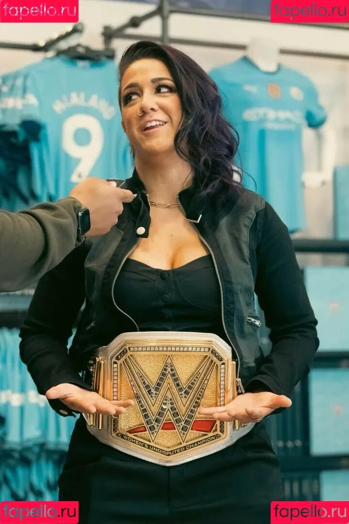Bayley / Pamela Rose Martinez / bayley.r / https: / itsmebayley Onlyfans Photo Gallery 