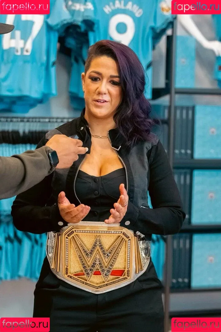 Bayley / Pamela Rose Martinez / bayley.r / https: / itsmebayley Onlyfans Photo Gallery 