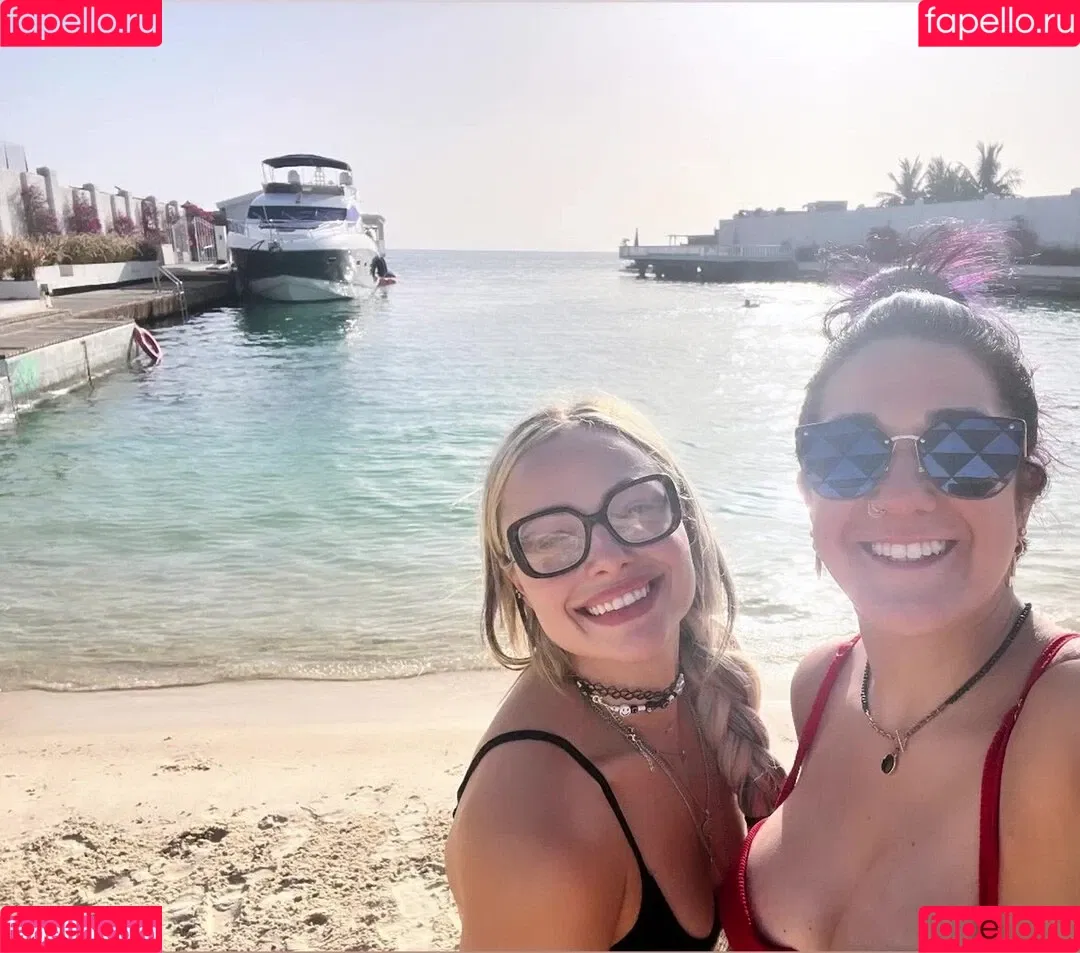 Bayley / Pamela Rose Martinez / bayley.r / https: / itsmebayley Onlyfans Photo Gallery 