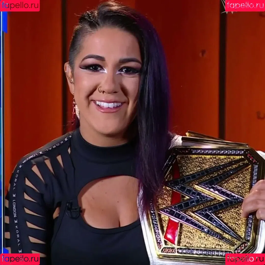 Bayley / Pamela Rose Martinez / bayley.r / https: / itsmebayley Onlyfans Photo Gallery 