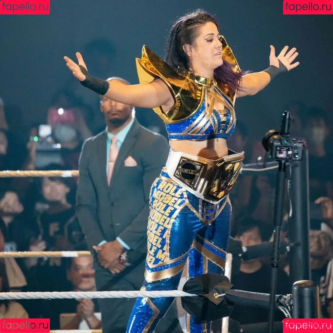 Bayley / Pamela Rose Martinez / bayley.r / https: / itsmebayley Onlyfans Photo Gallery 