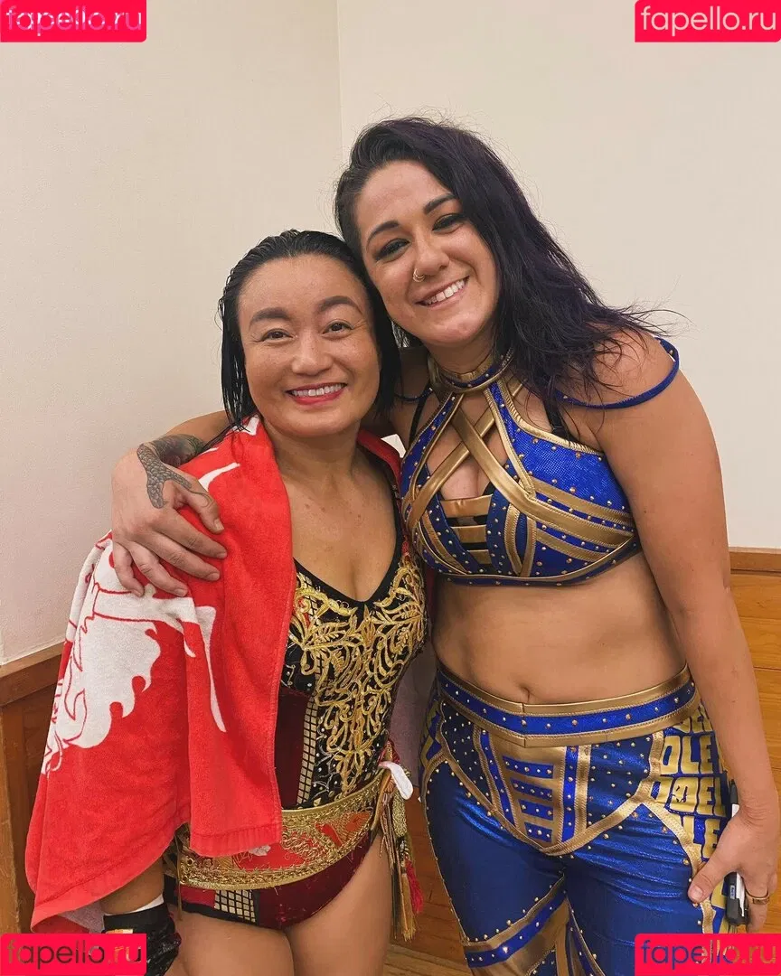 Bayley / Pamela Rose Martinez / bayley.r / https: / itsmebayley Onlyfans Photo Gallery 
