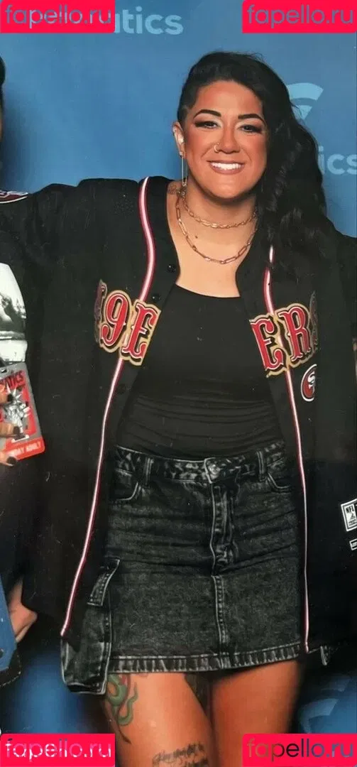 Bayley / Pamela Rose Martinez / bayley.r / https: / itsmebayley Onlyfans Photo Gallery 
