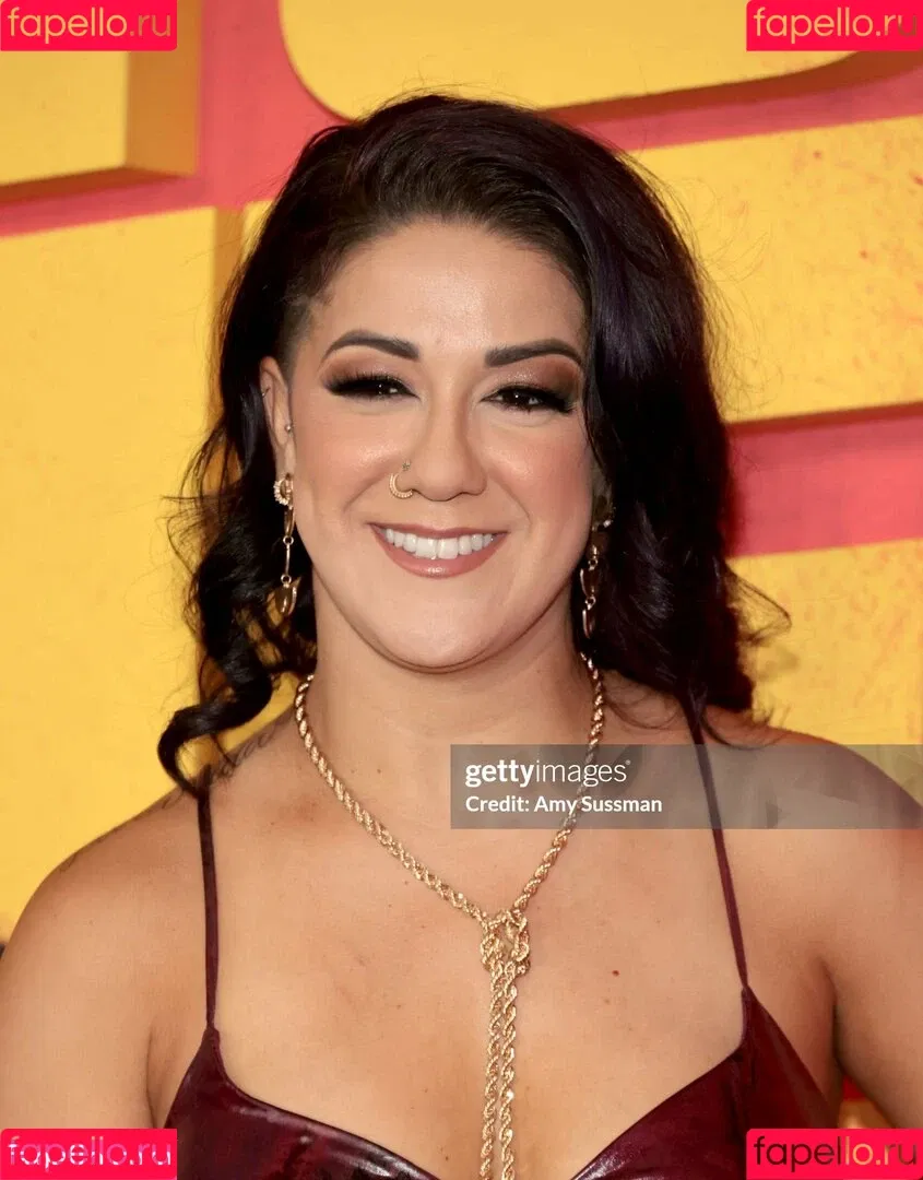Bayley / Pamela Rose Martinez / bayley.r / https: / itsmebayley Onlyfans Photo Gallery 