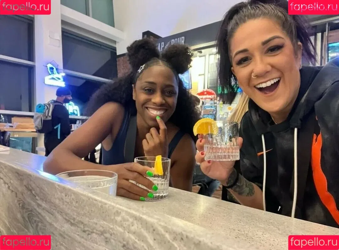 Bayley / Pamela Rose Martinez / bayley.r / https: / itsmebayley Onlyfans Photo Gallery 