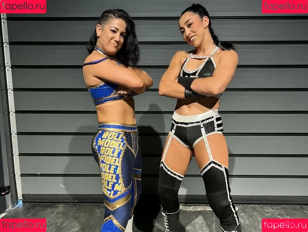 Bayley / Pamela Rose Martinez / bayley.r / https: / itsmebayley Onlyfans Photo Gallery 