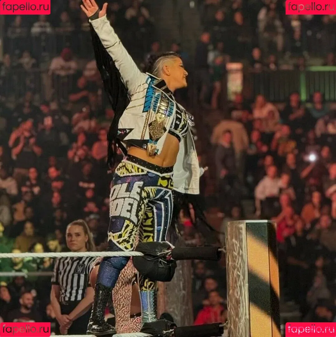 Bayley / Pamela Rose Martinez / bayley.r / https: / itsmebayley Onlyfans Photo Gallery 