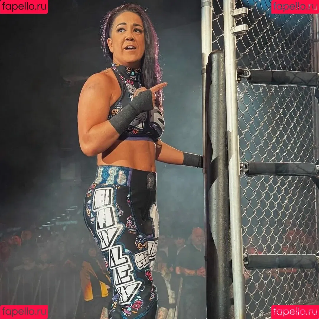 Bayley / Pamela Rose Martinez / bayley.r / https: / itsmebayley Onlyfans Photo Gallery 