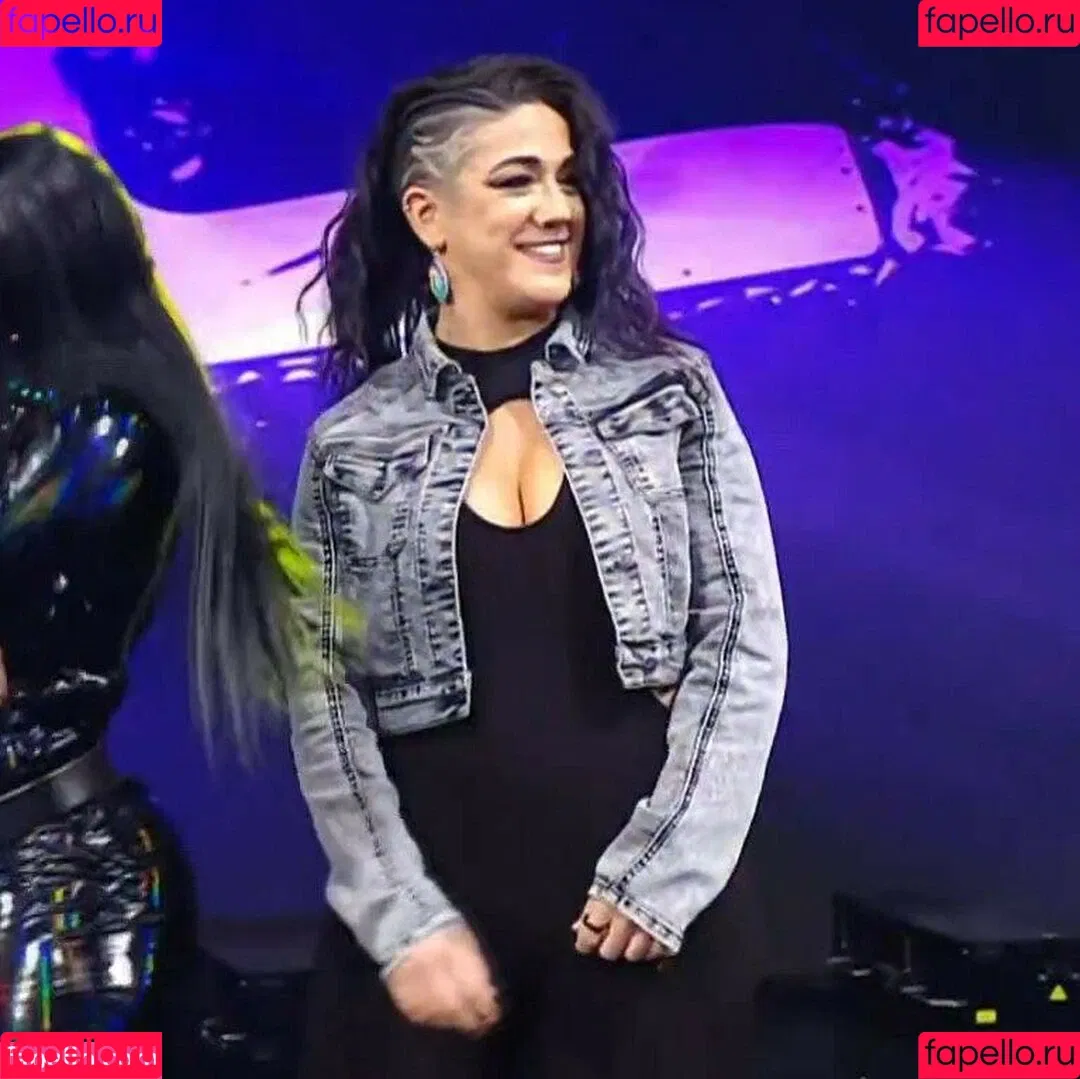 Bayley / Pamela Rose Martinez / bayley.r / https: / itsmebayley Onlyfans Photo Gallery 