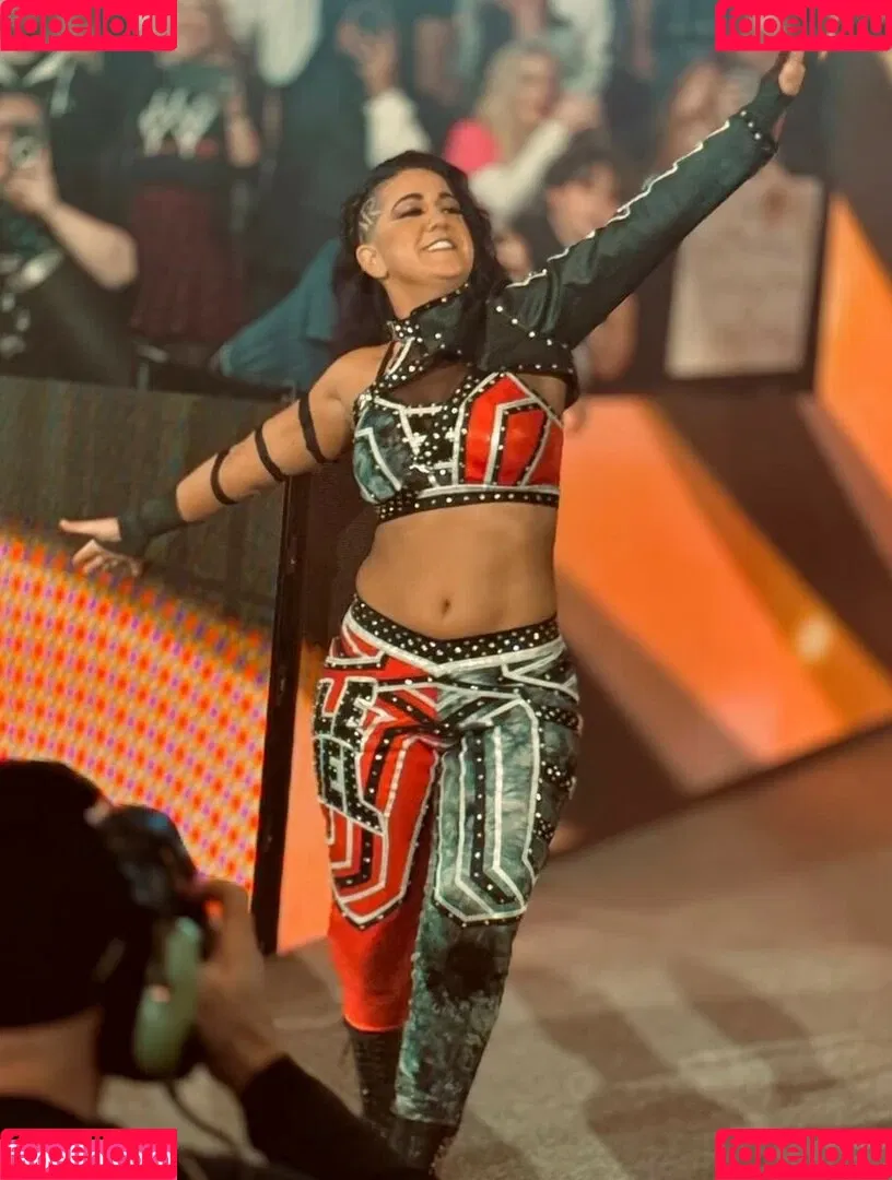 Bayley / Pamela Rose Martinez / bayley.r / https: / itsmebayley Onlyfans Photo Gallery 