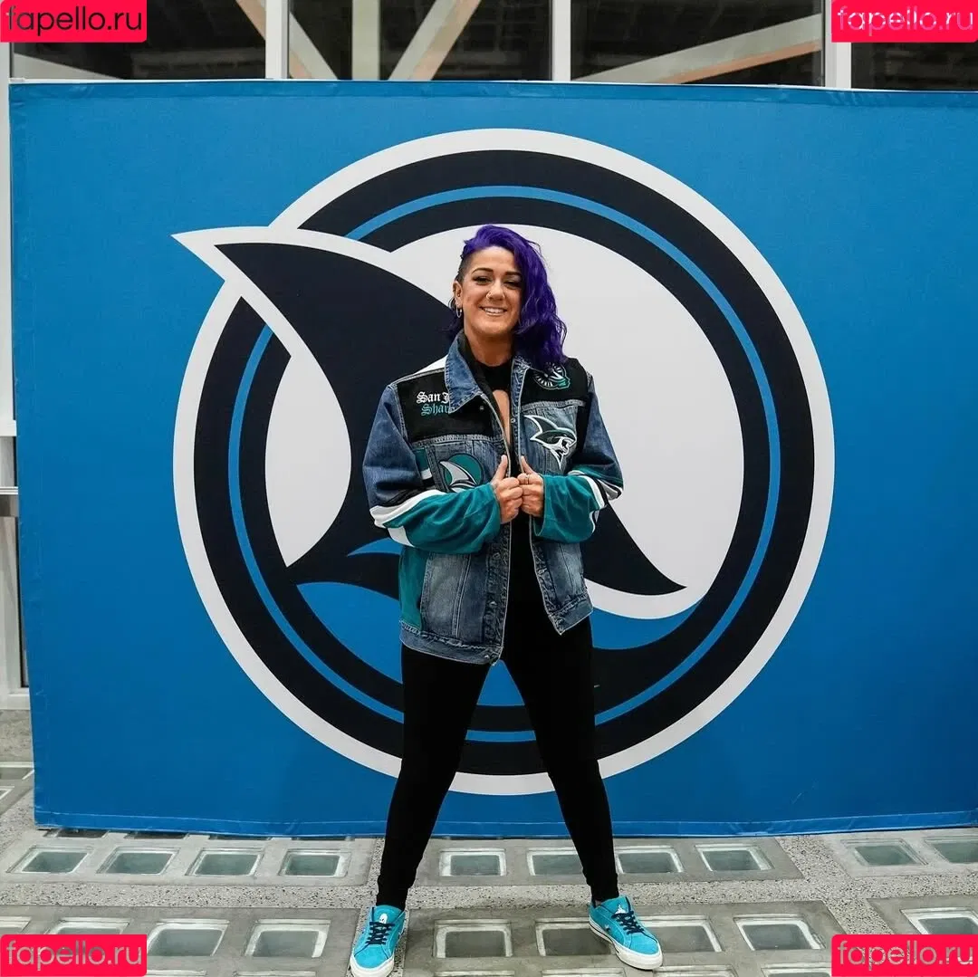 Bayley / Pamela Rose Martinez / bayley.r / https: / itsmebayley Onlyfans Photo Gallery 
