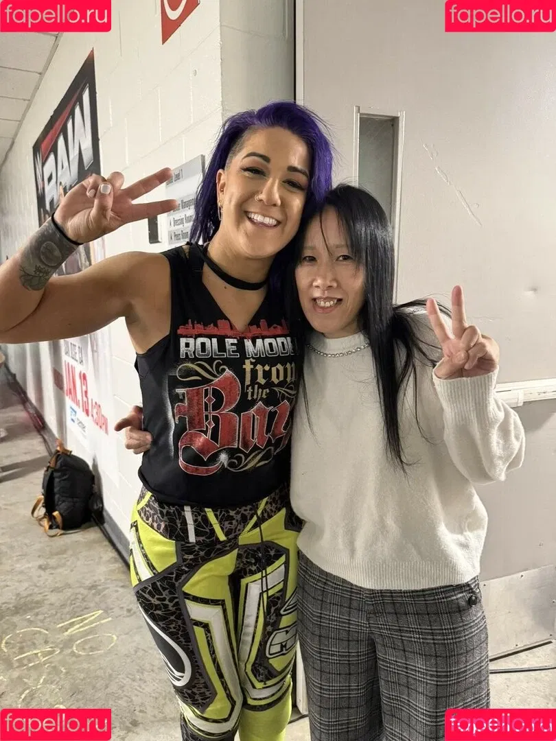Bayley / Pamela Rose Martinez / bayley.r / https: / itsmebayley Onlyfans Photo Gallery 