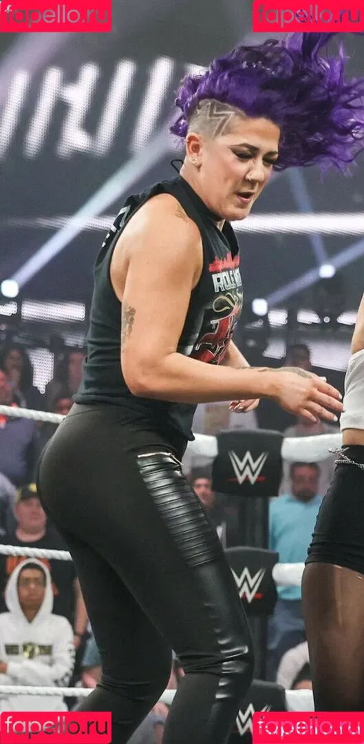 Bayley / Pamela Rose Martinez / bayley.r / https: / itsmebayley Onlyfans Photo Gallery 