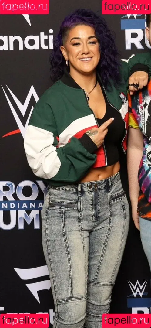 Bayley / Pamela Rose Martinez / bayley.r / https: / itsmebayley Onlyfans Photo Gallery 