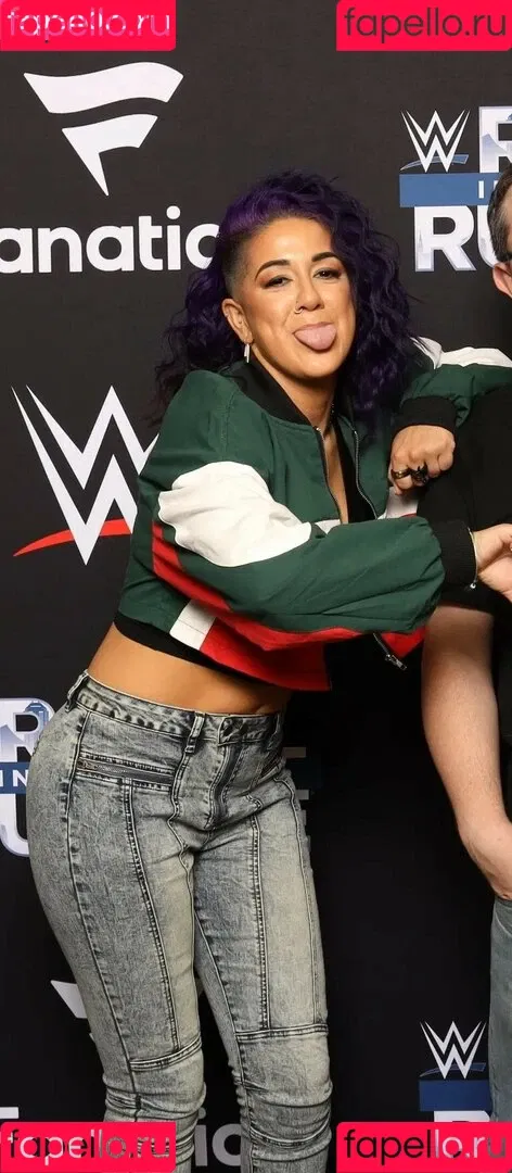 Bayley / Pamela Rose Martinez / bayley.r / https: / itsmebayley Onlyfans Photo Gallery 