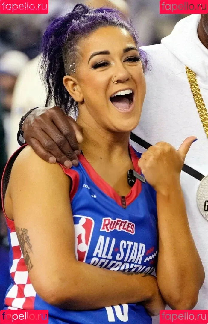 Bayley / Pamela Rose Martinez / bayley.r / https: / itsmebayley Onlyfans Photo Gallery 