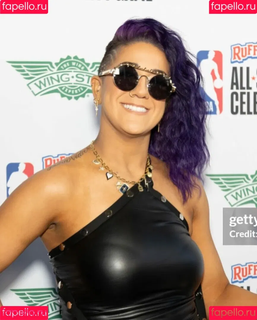 Bayley / Pamela Rose Martinez / bayley.r / https: / itsmebayley Onlyfans Photo Gallery 