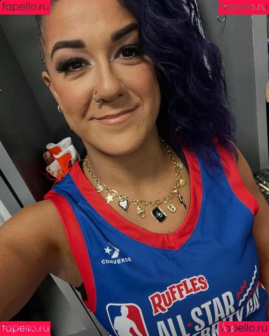 Bayley / Pamela Rose Martinez / bayley.r / https: / itsmebayley Onlyfans Photo Gallery 