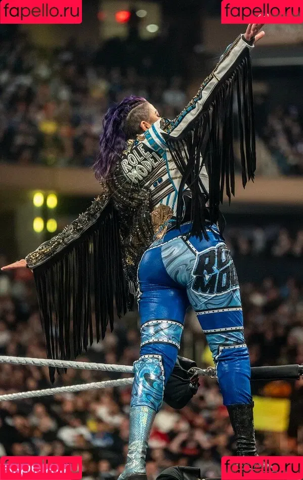Bayley / Pamela Rose Martinez / bayley.r / https: / itsmebayley Onlyfans Photo Gallery 