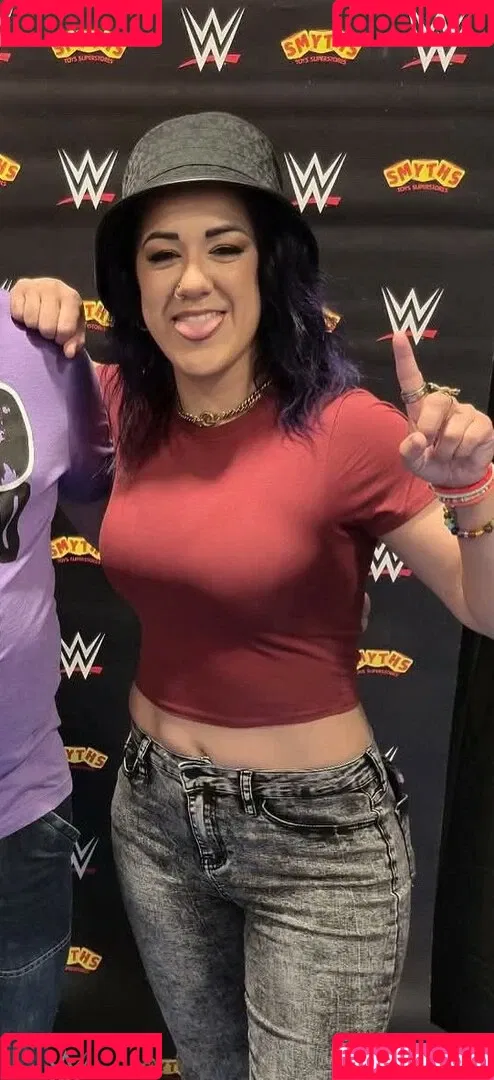 Bayley / Pamela Rose Martinez / bayley.r / https: / itsmebayley Onlyfans Photo Gallery 
