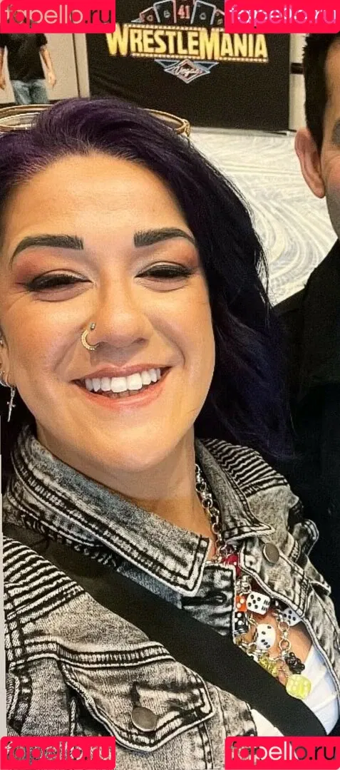 Bayley / Pamela Rose Martinez / bayley.r / https: / itsmebayley Onlyfans Photo Gallery 