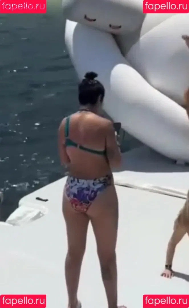 Bayley / Pamela Rose Martinez / bayley.r / https: / itsmebayley Onlyfans Photo Gallery 