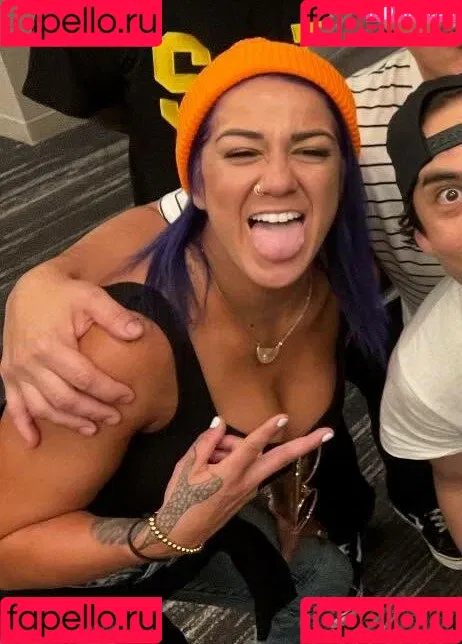 Bayley / Pamela Rose Martinez / bayley.r / https: / itsmebayley Onlyfans Photo Gallery 