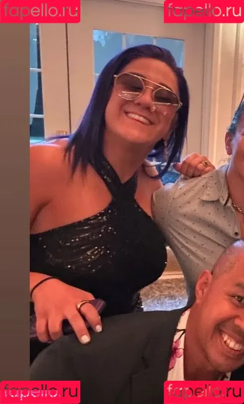 Bayley / Pamela Rose Martinez / bayley.r / https: / itsmebayley Onlyfans Photo Gallery 