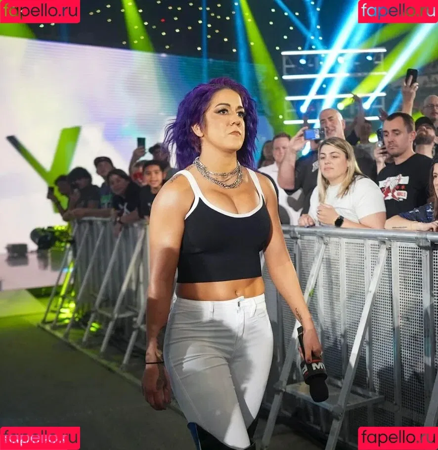 Bayley / Pamela Rose Martinez / bayley.r / https: / itsmebayley Onlyfans Photo Gallery 