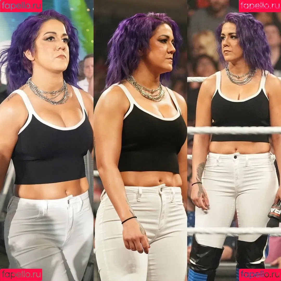 Bayley / Pamela Rose Martinez / bayley.r / https: / itsmebayley Onlyfans Photo Gallery 