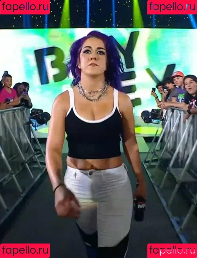 Bayley / Pamela Rose Martinez / bayley.r / https: / itsmebayley Onlyfans Photo Gallery 