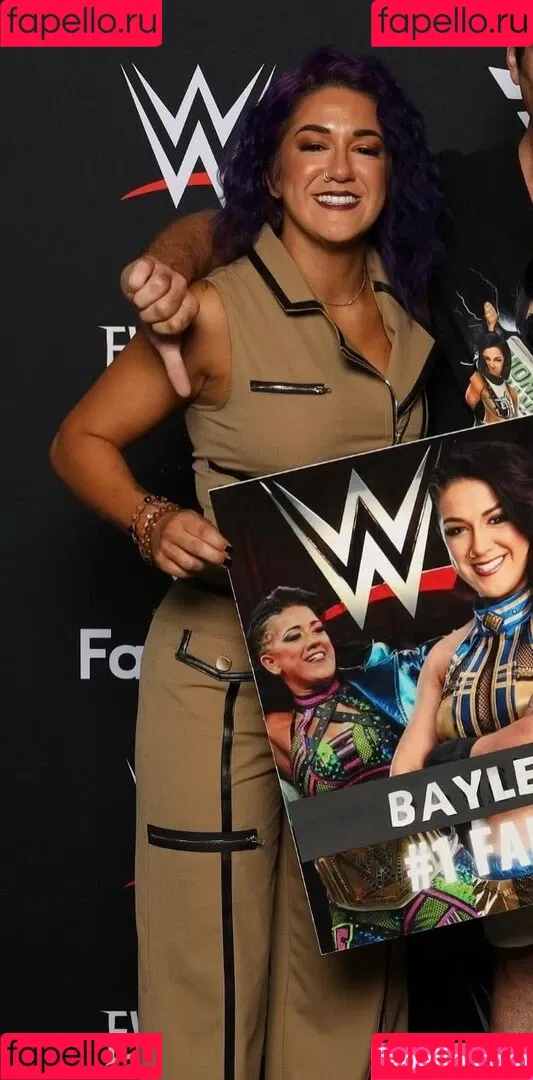 Bayley / Pamela Rose Martinez / bayley.r / https: / itsmebayley Onlyfans Photo Gallery 