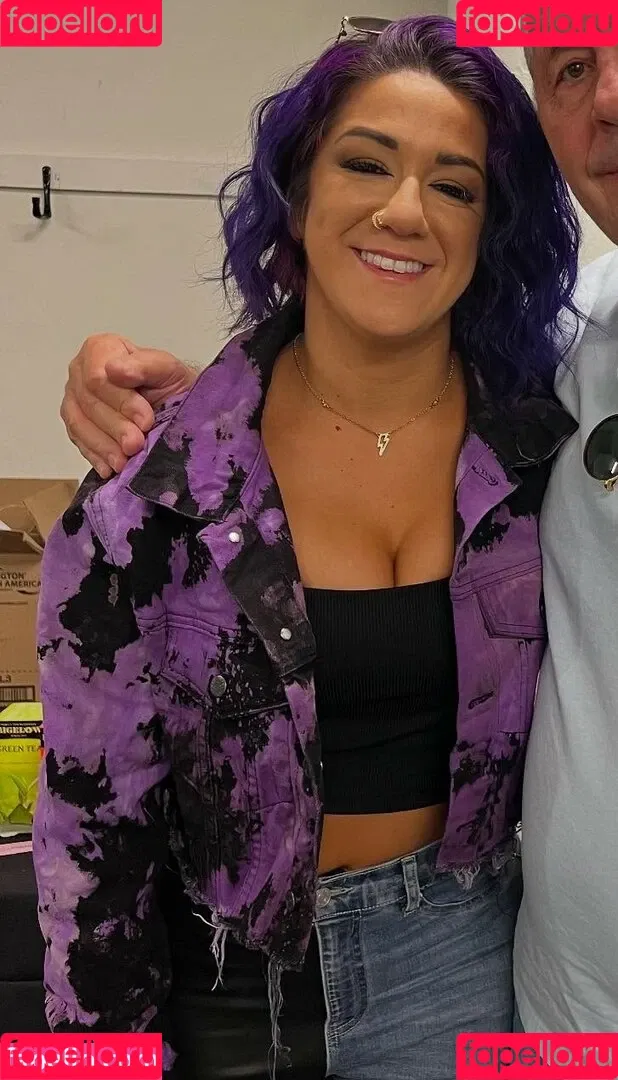 Bayley / Pamela Rose Martinez / bayley.r / https: / itsmebayley Onlyfans Photo Gallery 