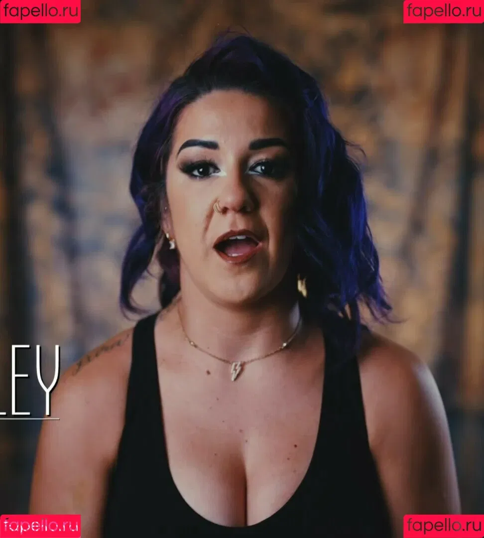 Bayley / Pamela Rose Martinez / bayley.r / https: / itsmebayley Onlyfans Photo Gallery 